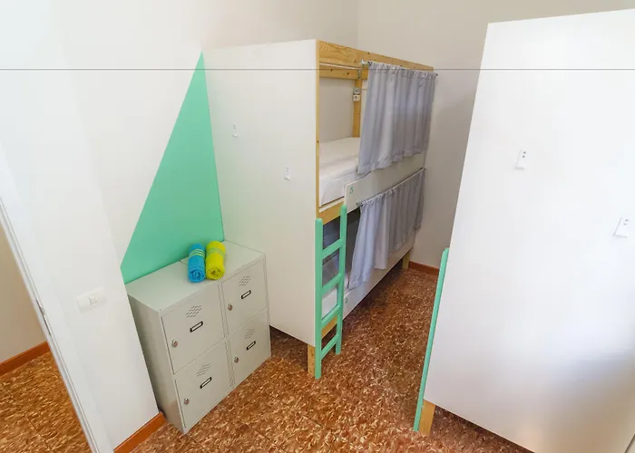 Guest house La Fabrica Urban Palmas Las Palmas de Gran Canaria