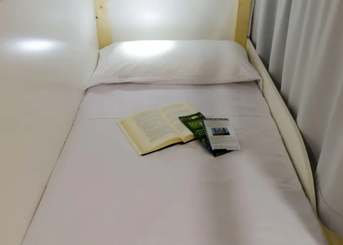 Guest house La Fabrica Urban Palmas 2*