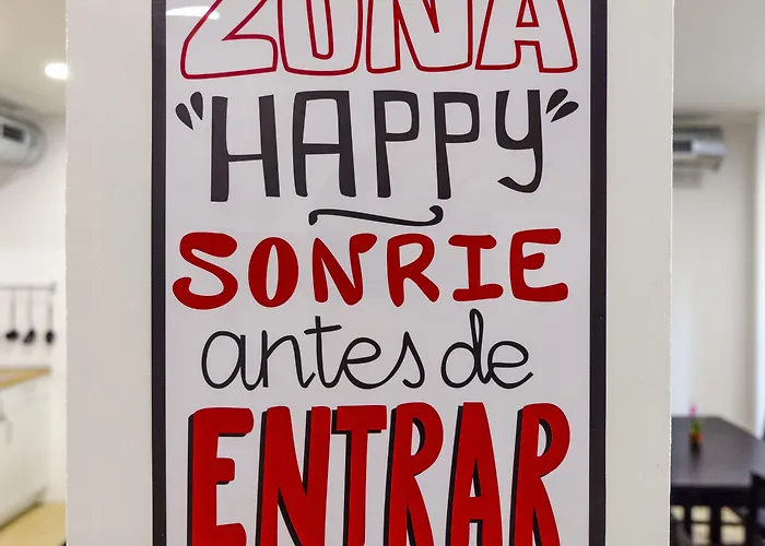 Guest house La Fabrica Urban Palmas 2*