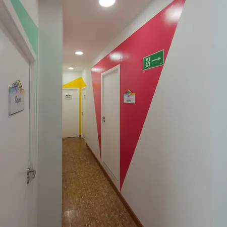 Guest house La Fabrica Urban Palmas 2*