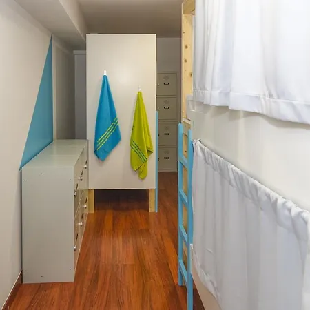 Guest house La Fabrica Urban Palmas 2*